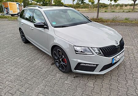 Skoda Octavia RS 2.0 TSI DSG