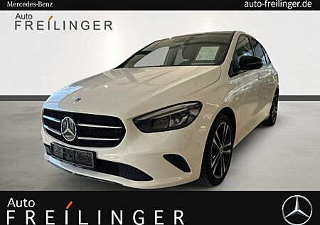 Mercedes-Benz B 200 Progressive Pano,AHK,LED,Kamera,Ambiente