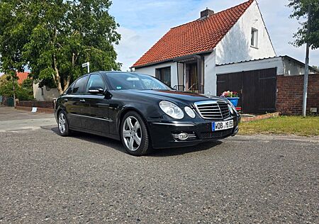 Mercedes-Benz E 220 CDI AVANTGARDE Avantgarde