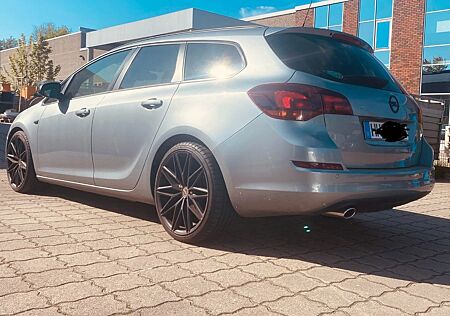 Opel Astra Sports Tourer 1.4 Turbo Sport 103 A Sport