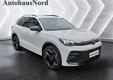 VW Tiguan Volkswagen 2.0 TDI R-Line 4x4*PAN*BLACK/NP:72.800¤ S