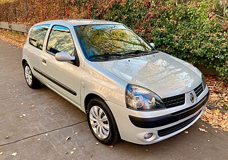 Renault Clio 1.2 16V Chiemsee