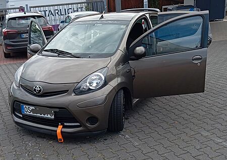 Toyota Aygo (X) Aygo AB1