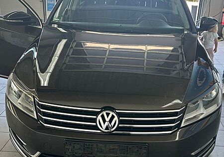 VW Passat Variant gebraucht kaufen VW Passat Variant Volkswagen 2.0 BlueTDI SCR Comfortline V...