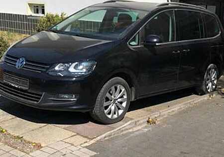 VW Sharan Volkswagen 2.0 TDI DSG 125kW Highli...