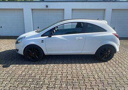 Opel Corsa 1.4 Twinport Color Edition OPC Optik