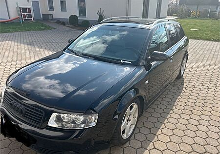 Audi A4 1.8 T Avant -
