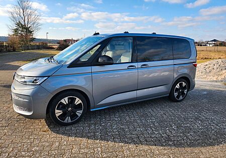 VW T7 Multivan Volkswagen 2.0 TDI Style, Pano, AHK, Headup,
