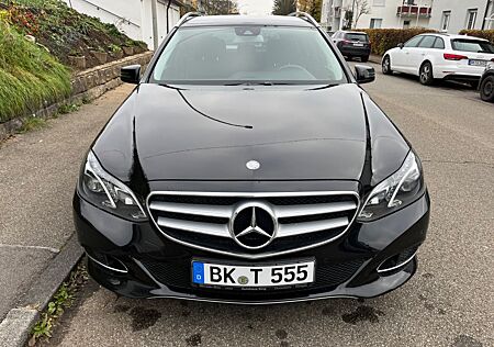 Mercedes-Benz E 300 BlueTEC T -