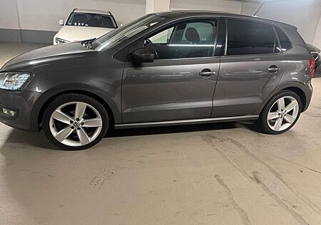 VW Polo Volkswagen 1.6 TDI - AUTOMATIK + DIESEL