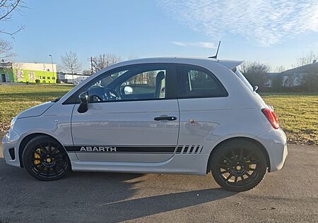 Abarth 595 Competizione