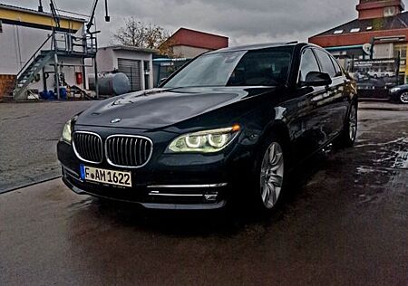 BMW 740d lci - SoftClose/360/HUD/digital/AdptLED/ACC