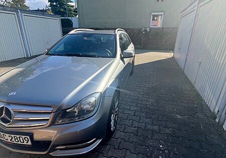 Mercedes-Benz C 180 T BlueEFFICIENCY AVANTGARDE AVANTGARDE