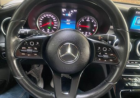 Mercedes-Benz C 220 d T Autom. -