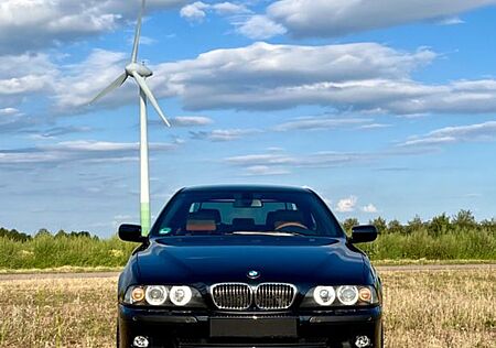 BMW 520i FL Individual Highline Edition Sport