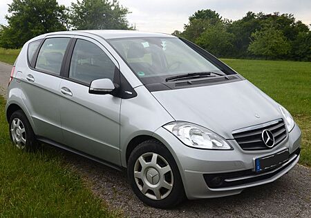 Mercedes-Benz A 180 BlueEFFICIENCY -