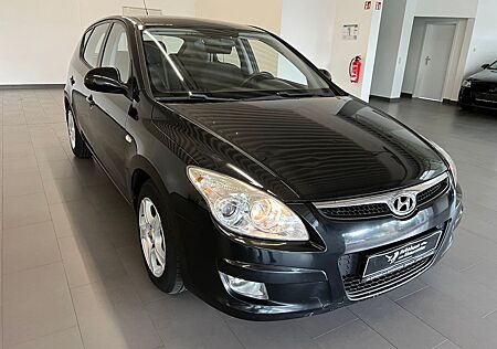 Hyundai i30 Comfort el. FH Klima Sommer-/Winterreifen