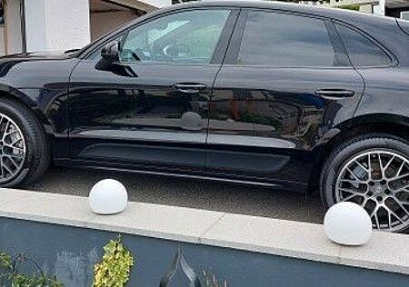 Porsche Macan S AHK LED Luftf. Pano Crono Sport Abgas