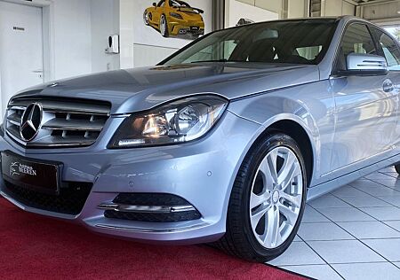 Mercedes-Benz C 180 CGI BlueEfficiency PDC SHZ KLIMAAUT. LED