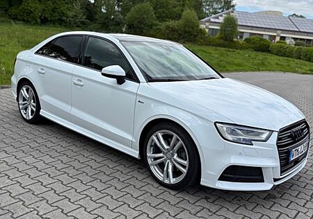 Audi A3 40 TFSI Quattro 3xS-Line/Virtual Cockpit