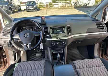 VW Sharan Volkswagen /1Hand/BMT/NAVI/PANORAMA/BI/XENON
