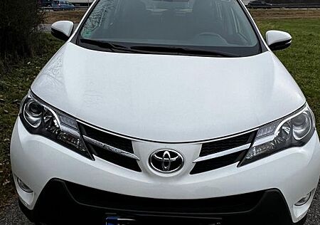 Toyota RAV 4 2,0-l-D-4D Life 4x2 Life