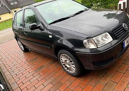 VW Polo Volkswagen 1.0 BASIS Basis