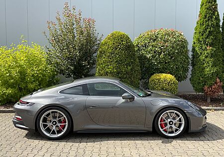 Porsche 992 GT3 mit Touring-Paket GT3 mit Touring-Paket