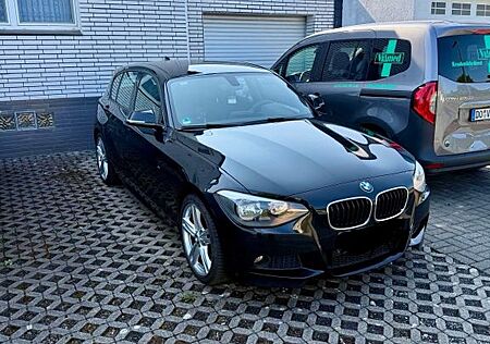 BMW 118i Sport Line Sport Line