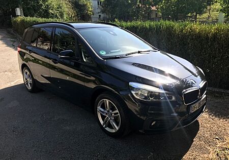 BMW 2er 218 D Gran Tourer-Automatic-Navi-LED-Sportsitze