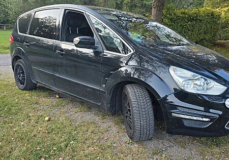 Ford S-Max 2,2 TDCi 147kW DPF Titanium Autom. Tit...