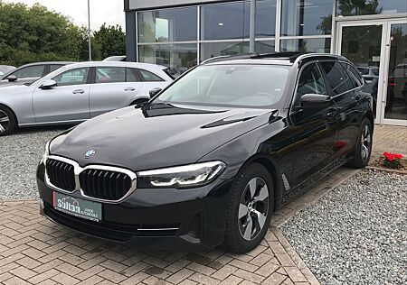 BMW 520 d Tour. Leder Sportsitze Pano Kamera Harman