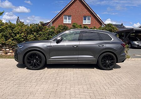 VW Touareg Volkswagen 286 PS TDI Werksgarantie 2027 R-Line AHK