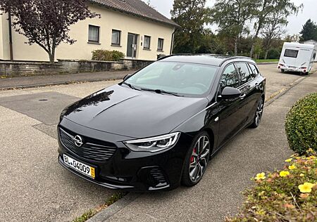 Opel Insignia B Sports Tourer GSi 4x4