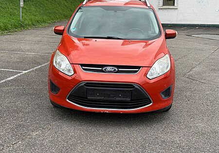 Ford Grand C-Max 1,6 EcoBoost 110kW Titanium