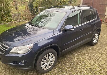 VW Tiguan Volkswagen 2.0 TDI 125kW 4MOTION Track & Field T...