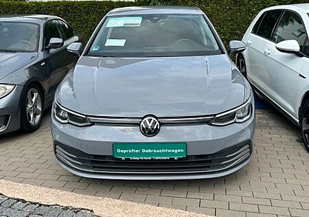 VW Golf Volkswagen VIII Lim. Active