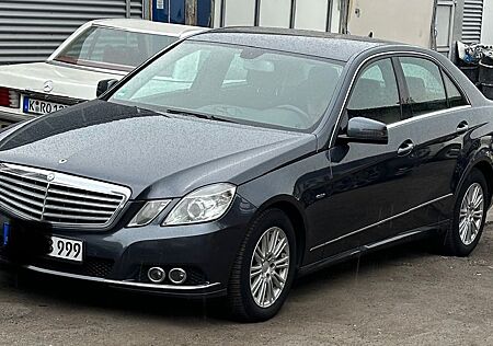 Mercedes-Benz E 220 CDI BlueEFFICIENCY ELEGANCE ELEGANCE
