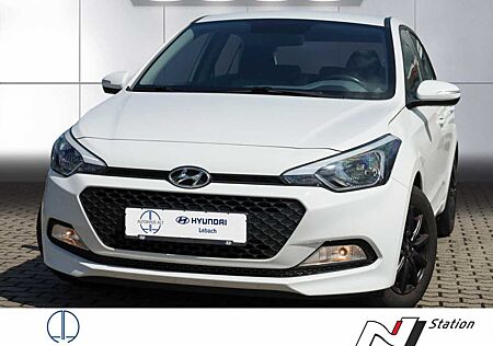 Hyundai i20 1.2 Classic 8fach bereift