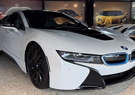 BMW i8 ++UNFALLFREI++TOP ZUSTAND