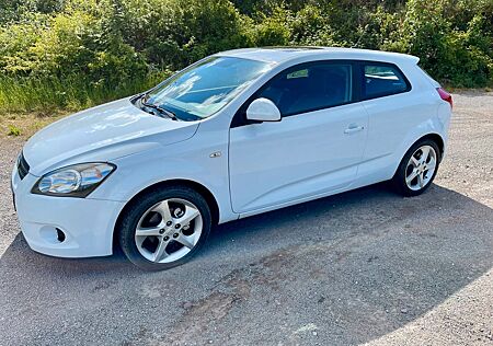 Kia Cee'd Ceed /pro_ceed 2.0 CRDi TX - Vieles NEU!