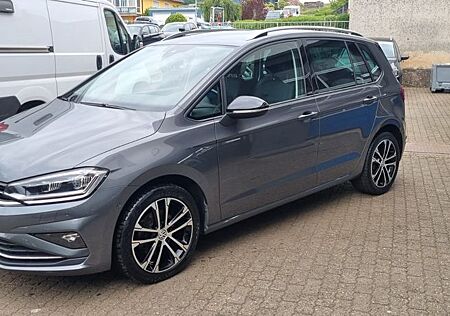VW Golf Sportsvan Volkswagen 1.6 TDI VII IQ.DRIVE LED