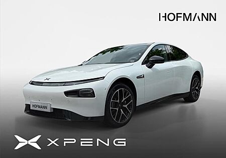 XPENG P7 AWD Performance Premium NAV KAM PANO ESP