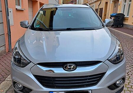 Hyundai ix35 1.6 GDI FIFA World Cup EDITION Gold 2WD...