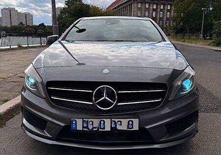 Mercedes-Benz A 220 cdi * Amg Paket * Nigh