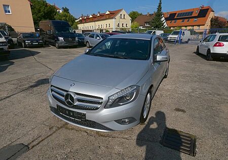 Mercedes-Benz A 180 BlueEfficiency Sitzheizung Bi-Xenon PDC