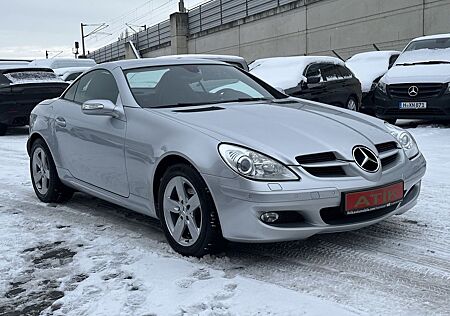 Mercedes-Benz SLK 200 KOMPRESSOR BI XENON LEDER PDC SHZ KLIMA
