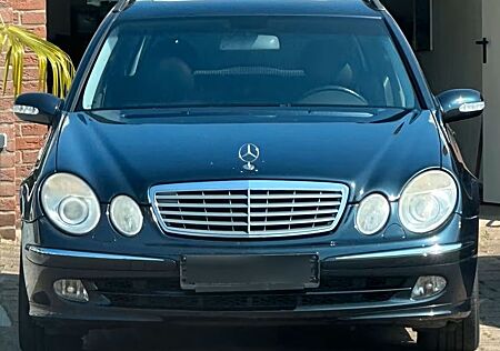 Mercedes-Benz E 270 CDI T AVANTGARDE Avantgarde