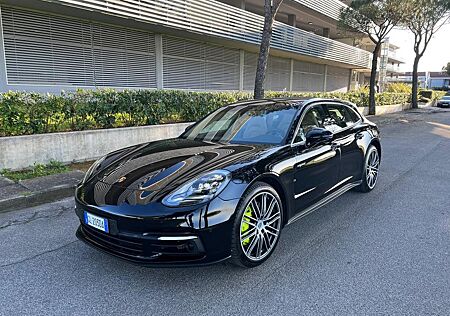 Porsche Panamera 4 E-Hybrid Sport Turismo