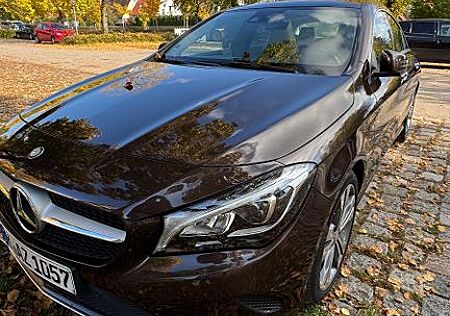 Mercedes-Benz CLA 200 - Reliable, luxurious, beautiful, brown